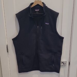 Patagonia Navy Fleece Vest Classic Sleeveless Design